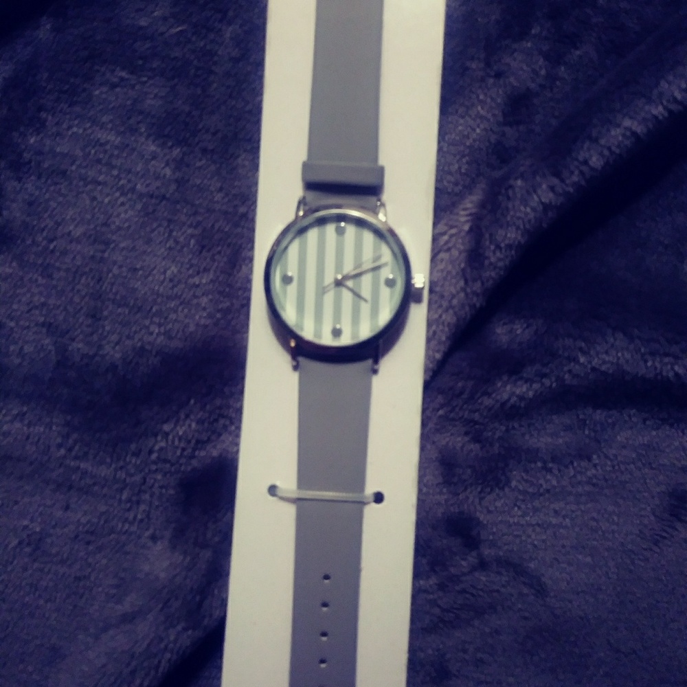 Watch - Picture 2 of 2